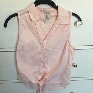 Pink button up crop